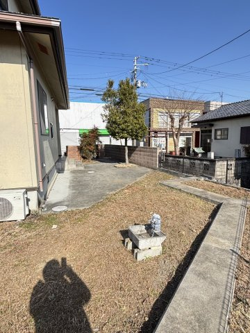 【商談中】勿来町窪田　広々6DKの庭