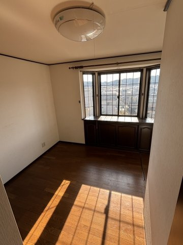 勿来町窪田 広々6DK ◇南側が高台の日当たりの良い立 | いわき市