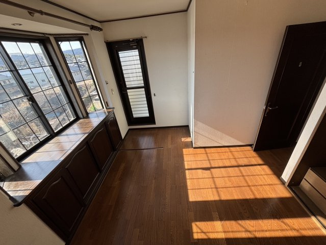 【商談中】勿来町窪田　広々6DKの洋室|2F