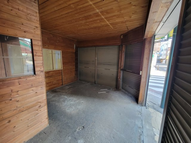 梅本百貨店の内装