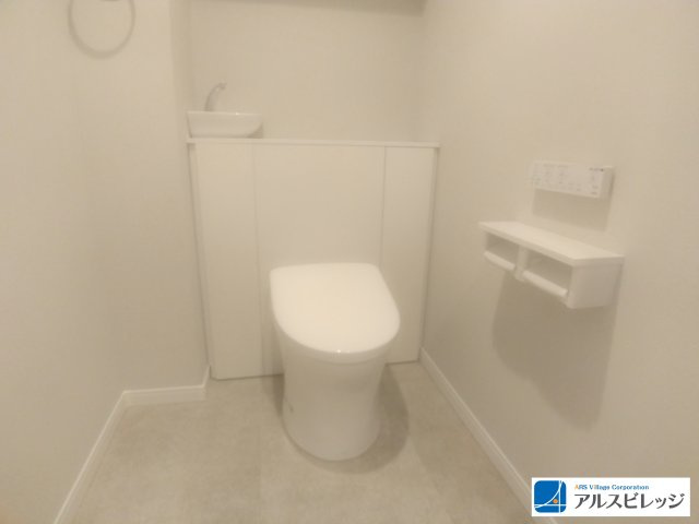 アイムふじみ野西二番館のトイレ|広々とした空間のトイレで、お掃除もラクラク