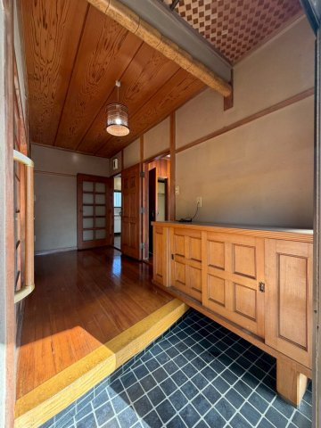 【玄関】 | 伊勢崎市境美原　中古住宅