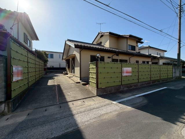 【前面道路含む現地写真】 | 伊勢崎市境美原　中古住宅