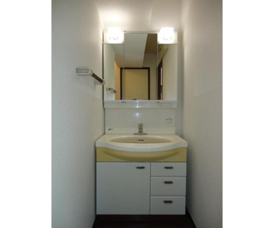 【洗面所】 | AKKレジデンス新宿 | 使いやすい洗面所です