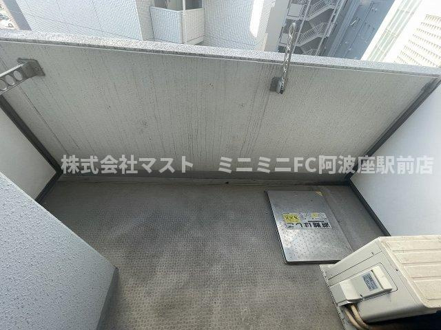 アドバンス西梅田Ⅱのバルコニー