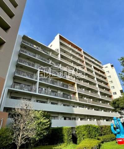 レジディア南千住の外観