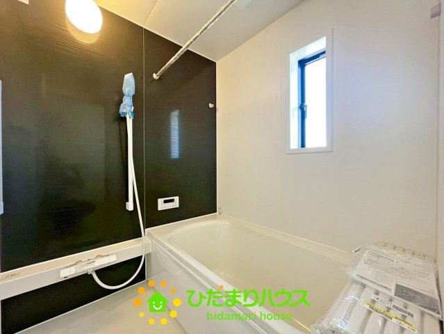 加須市馬内第3　新築一戸建て　02　クレイドルガーデンの浴室