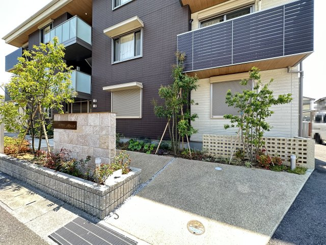 シャーメゾン アルファⅡのエントランス