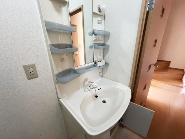 シャーメゾン アルファⅡの独立洗面台