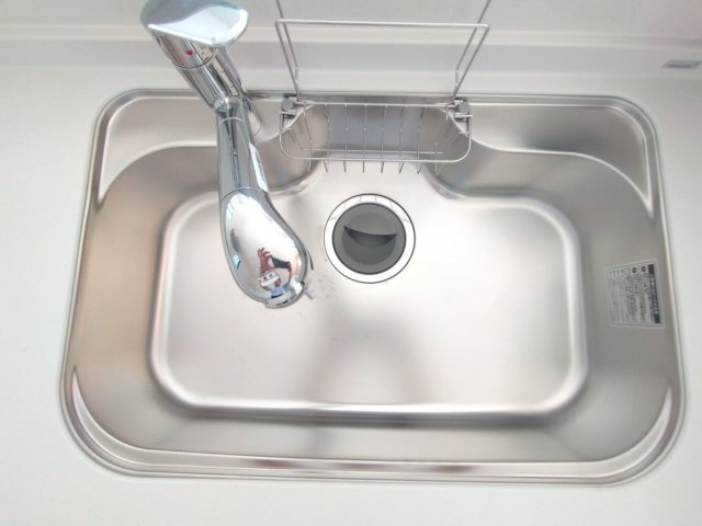 那珂市菅谷11期のキッチン|シンクです。ステンレス製なので、耐久性、耐熱性に優れており、お手入れが簡単で魅力的です
