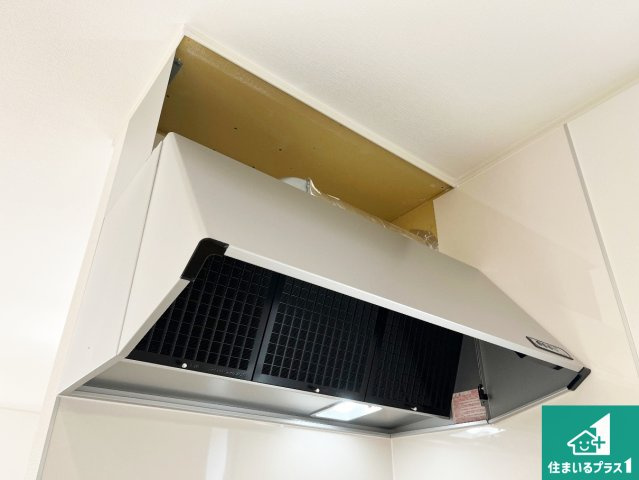 加古川市別府町新野辺　第23期　新築一戸建ての設備|汚れにくいスロットフィルタでお手入れラクラク！ＬＥＤ照明付き！