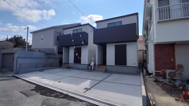 尼崎市塚口町　新築戸建の外観