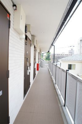 リブリ・ジュネスⅡのその他