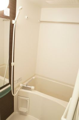 リブリ・ジュネスⅡの浴室