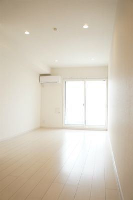 リブリ・ジュネスⅡの内装