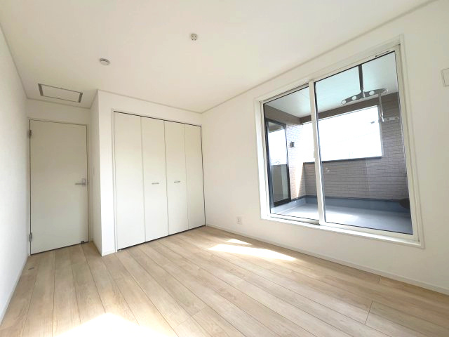 昭島市拝島町3丁目　新築戸建全3棟の洋室|【洋室2】収納スペース