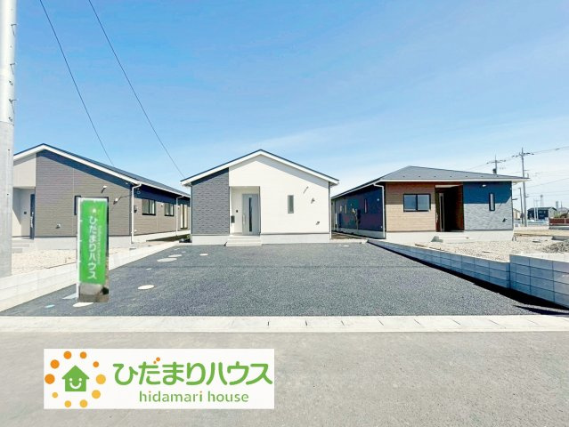 加須市馬内第3　新築一戸建て　03　クレイドルガーデンの駐車場