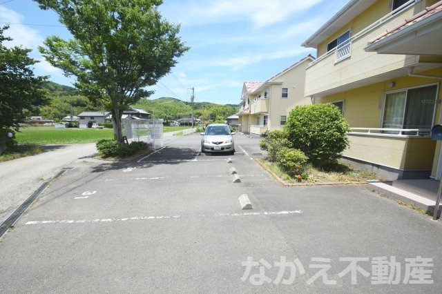 【駐車場】 | 駐車場に車を止められます