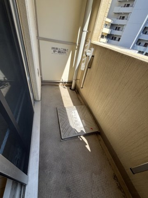 【バルコニー】 | ウォームスヴィル神戸元町JP