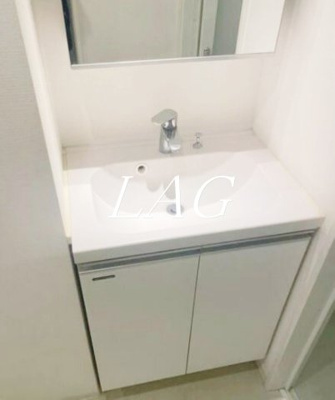【洗面所】 | B CITY APARTMENT SHINAGAWA WEST | 独立洗面台です。