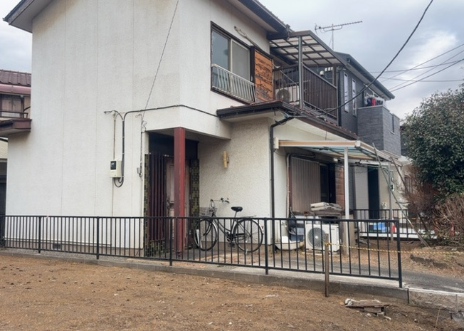 【外観】 | 土地の面積＝住宅面積ではありません。建ぺい率の問題などで、土地のある場所によって住宅を建てられる面積は限られています。高さもしかり、「土地」という言葉の中には、建築条件も含まれると考えておきましょう。