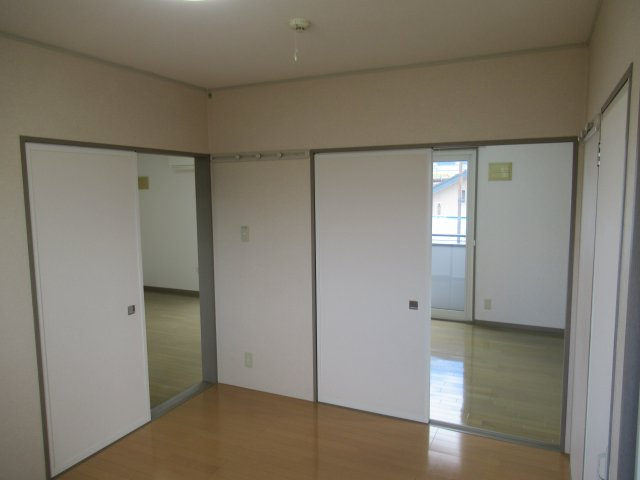 テンアールの洋室|201号室のサンプル写真となります