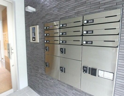 【設備】 | インフォレスト | 宅配ボックス有り。