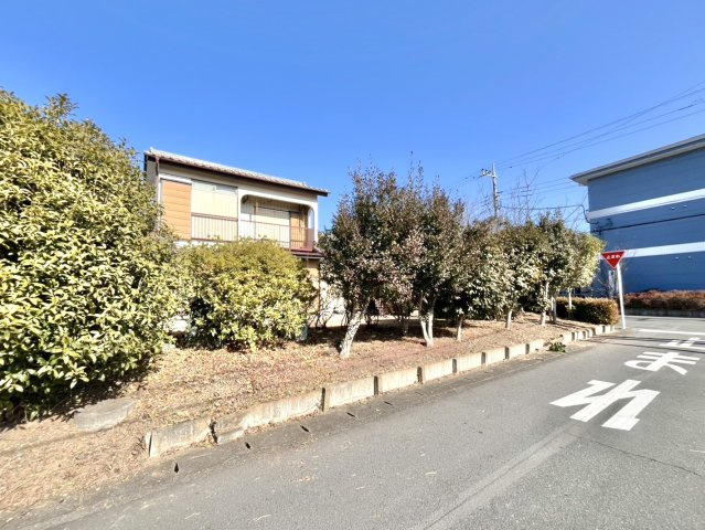 【中古戸建】足利市利保町1丁目の前面道路含む現地写真|■外観