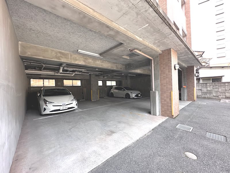 MDI インターフェイス竪町の駐車場