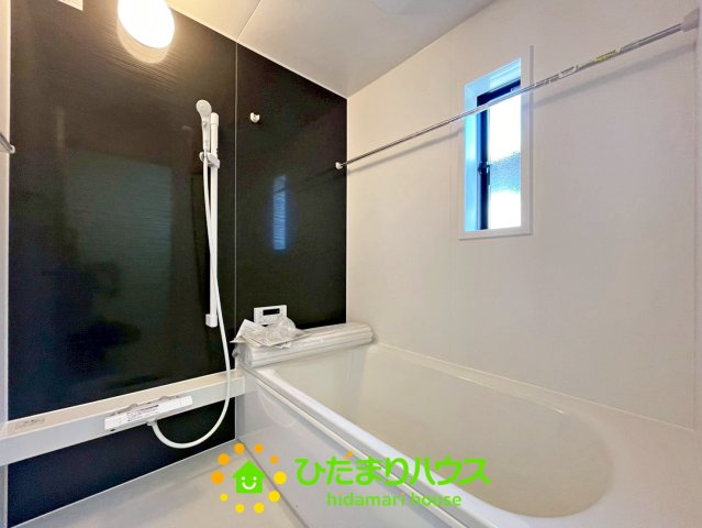 加須市馬内第3　新築一戸建て　04　クレイドルガーデンの浴室