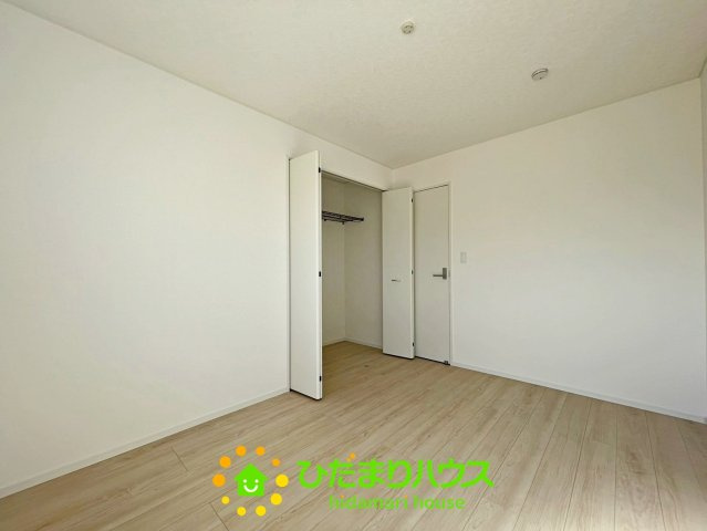 加須市馬内第3　新築一戸建て　04　クレイドルガーデンの収納