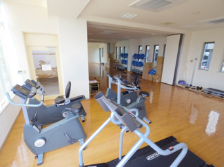 【その他共用部分】 | ルイシャトレひばりヶ丘ラスティパーク　2階 | トレーニングルームがマンション内にあるので、ジムに通わなくても運動ができますね。