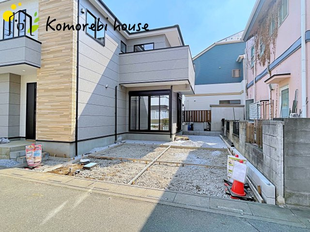 桶川市朝日3期　新築一戸建て　KEIAI GRACE　01の前面道路含む現地写真|1/23撮影