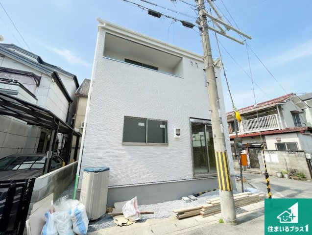 京都市伏見区向島立河原町　第4期　新築一戸建ての外観|周辺は落ち着いた街並みの住宅地！子育てがしやすい住環境です！まだ未完成ですが、現地でしかわからない事もございます。是非一度ご覧ください。