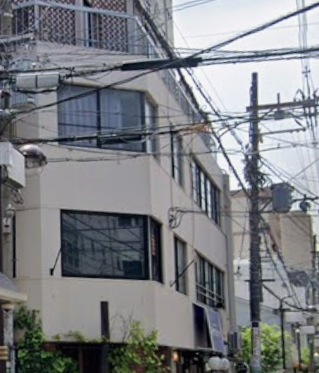 米山ビルの外観