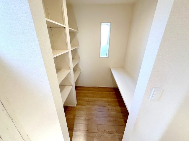 八王子市楢原町　全1棟　新築戸建ての収納