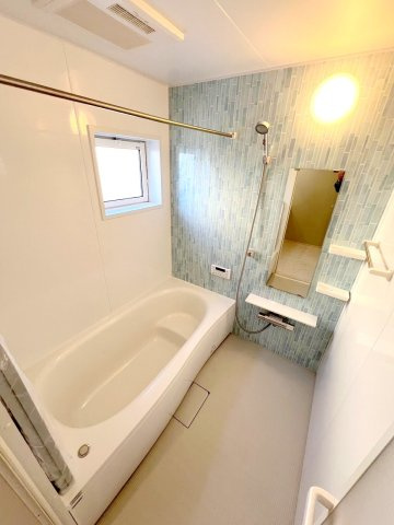 八王子市楢原町　全1棟　新築戸建ての浴室
