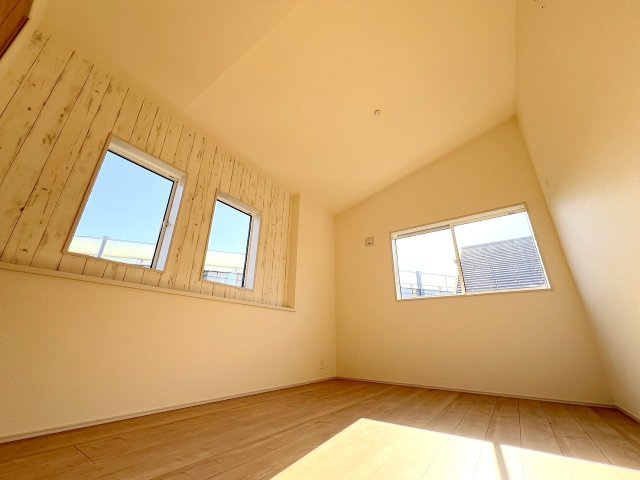 八王子市楢原町　全1棟　新築戸建ての洋室