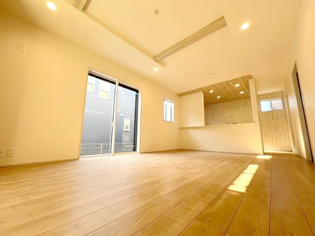 八王子市楢原町　全1棟　新築戸建ての洋室