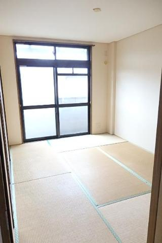 ハイムリトルオアシスの内装|和室