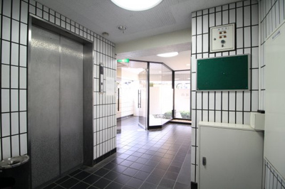 【エントランス】 | 明賢元町ビル