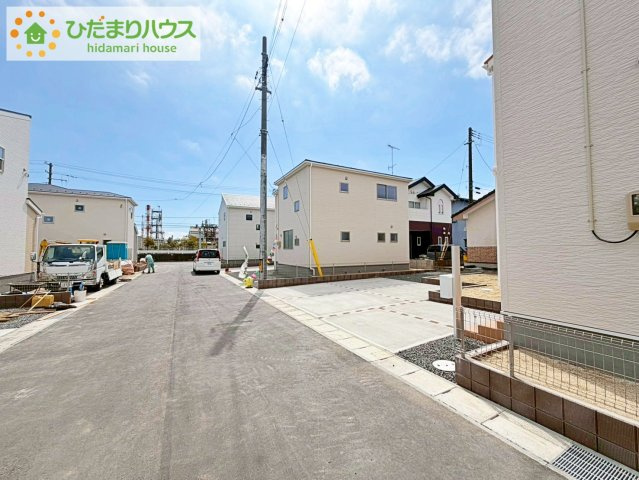 いわき市泉町滝尻第2　新築戸建　3号棟の前面道路含む現地写真
