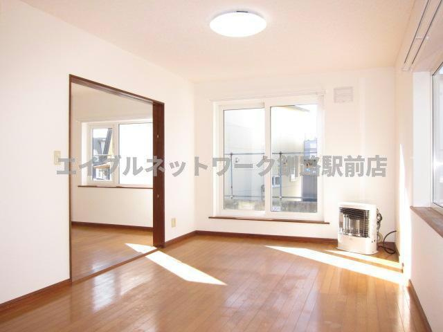 ハーバーシティ浦見 No.9の居間・リビング