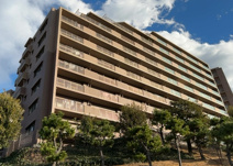 ユニヴェルシオール学園の丘の画像