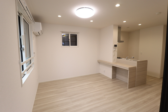 Resi NOIR(レジノワール)の居間・リビング