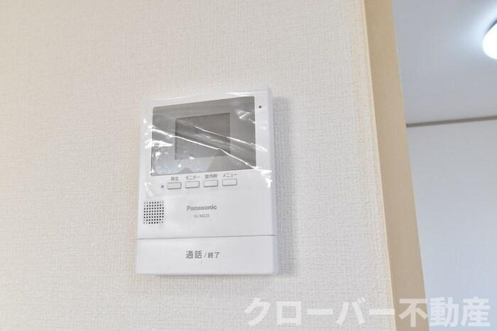 サニーコーポ D棟のセキュリティ|ＴＶインターホン