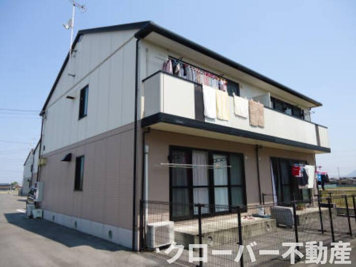 サニーコーポ D棟の外観