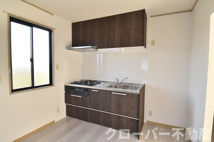 サニーコーポ D棟のキッチン|システムキッチン