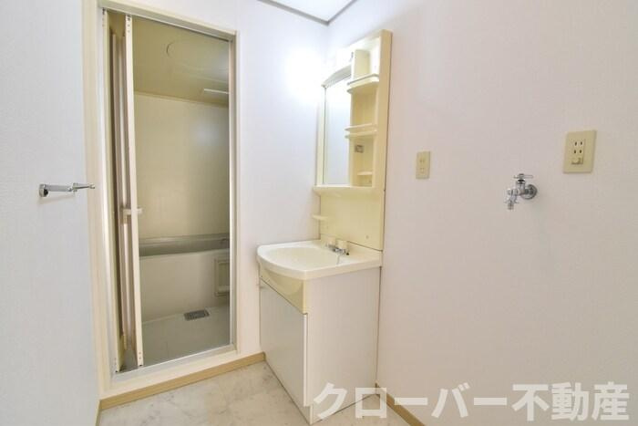 サニーコーポ D棟の独立洗面台|洗面台