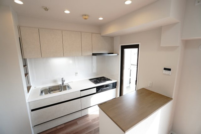 【キッチン】 | 【上質リノベ】コープ野村五日市グリーンスクエア隅の浜 | 室内（2026年3月7日8：30頃）撮影